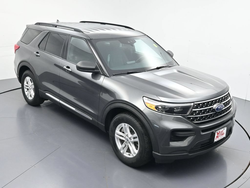 Used 2020 Ford Explorer XLT w/ Comfort Package AWD/4WD image 28