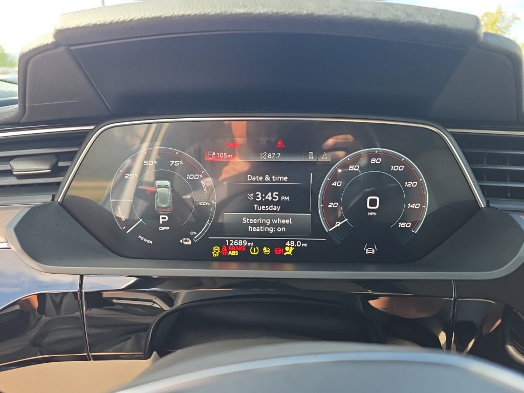 Used 2024 Audi Q8 e-tron Premium AWD/4WD image 14