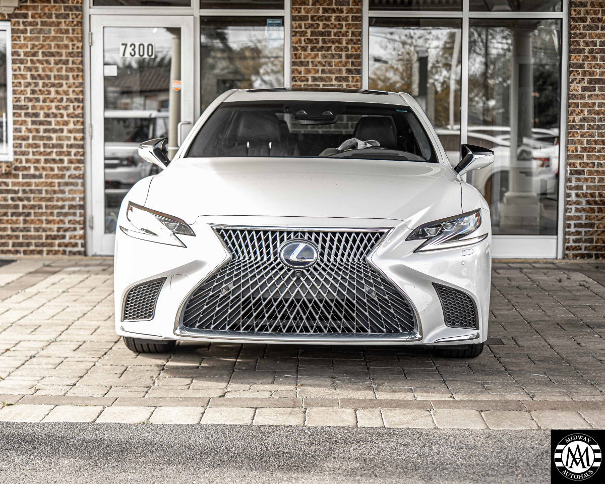 Used 2020 Lexus LS 500h AWD image 2