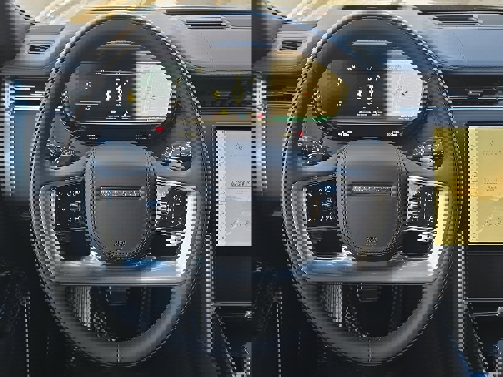 New 2026 Land Rover Range Rover SE image 15