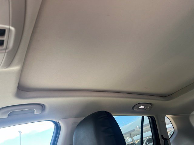 Used 2020 Buick Envision Essence w/ Experience Buick Package FWD image 6