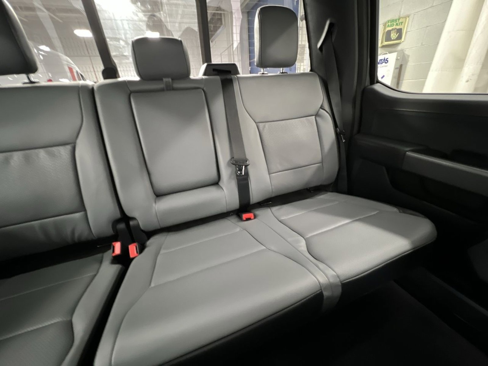 Used 2023 Ford F150 Lightning Lariat image 10