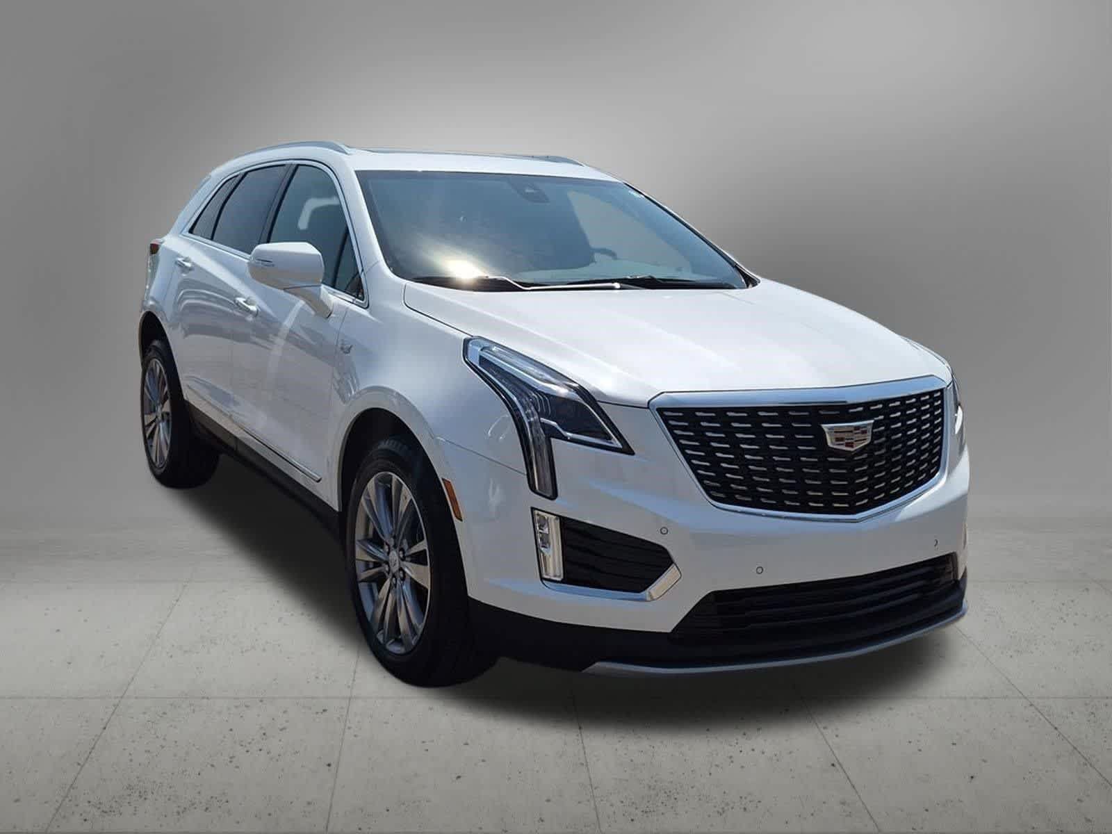 Used 2024 Cadillac XT5 Premium Luxury w/ LPO, Floor Liner Package AWD/4WD image 8