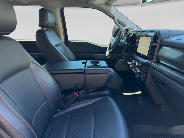 Used 2025 Ford F350 Lariat w/ Black Appearance Package AWD/4WD image 15