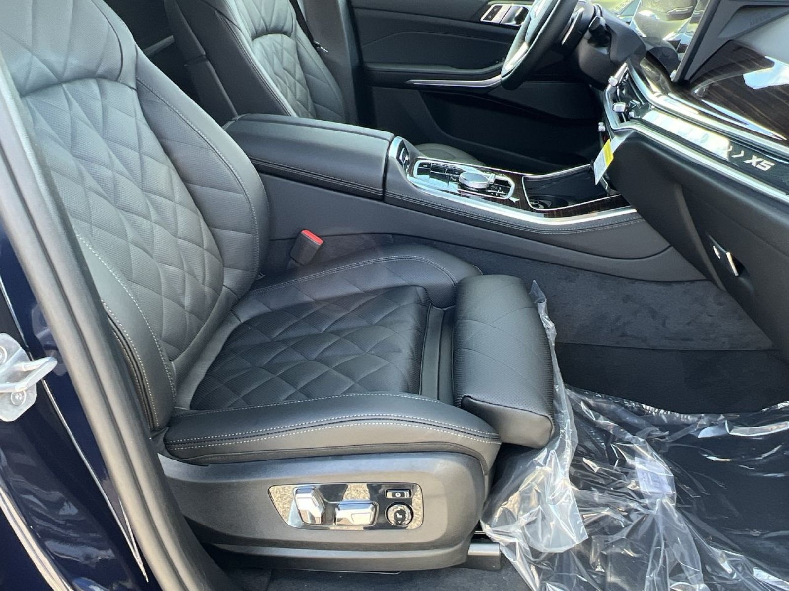 New 2026 BMW X5 xDrive40i AWD/4WD image 26