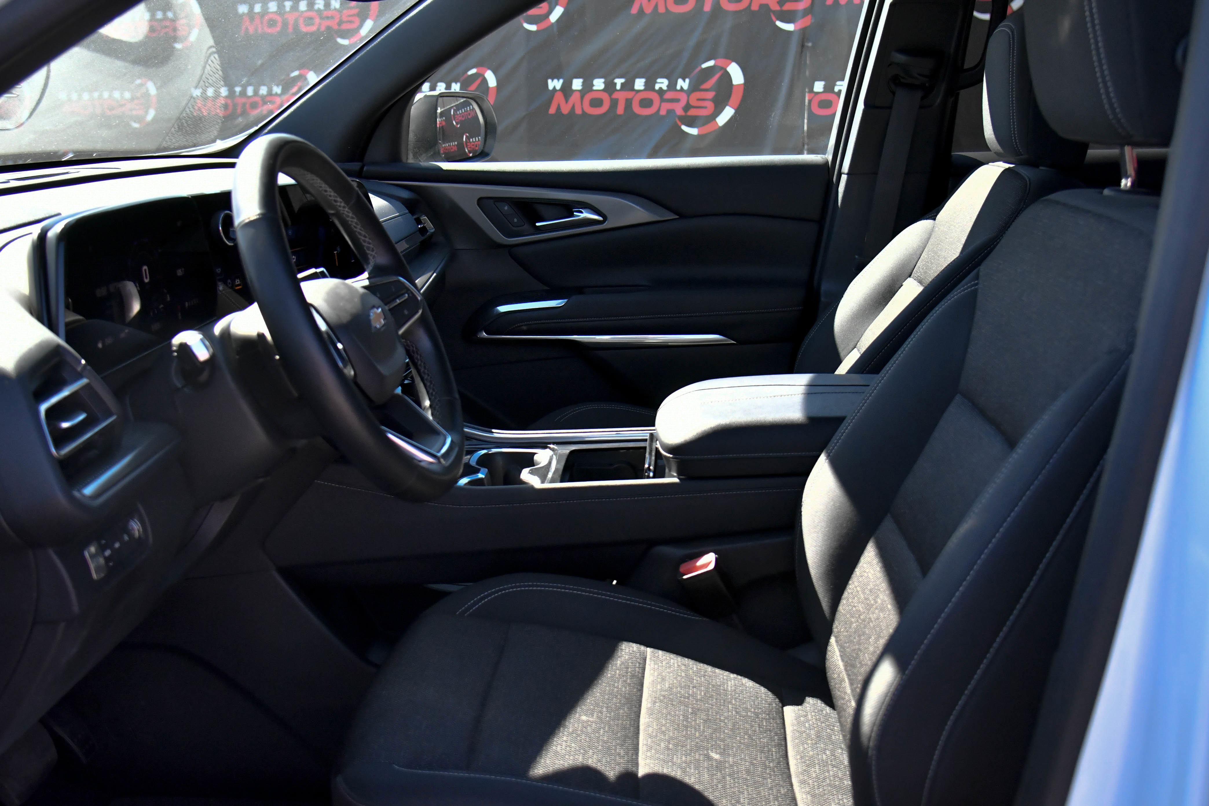 Used 2024 Chevrolet Traverse LT image 18