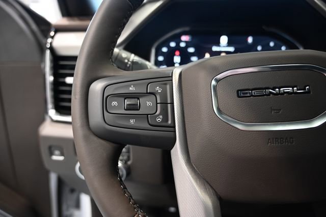 New 2026 GMC Sierra 1500 Denali w/ Denali Reserve Package AWD/4WD image 29