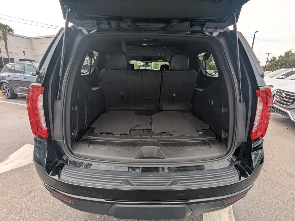 Used 2022 GMC Yukon XL SLE w/ Gmc Pro Safety Plus Package RWD image 24