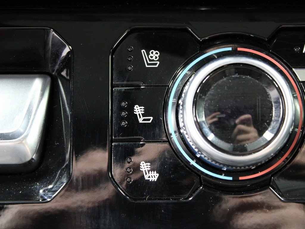 Used 2024 GMC Sierra 1500 AT4 image 67