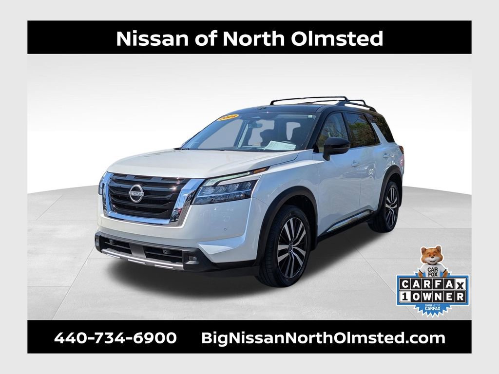 Certified 2024 Nissan Pathfinder Platinum AWD/4WD image 1