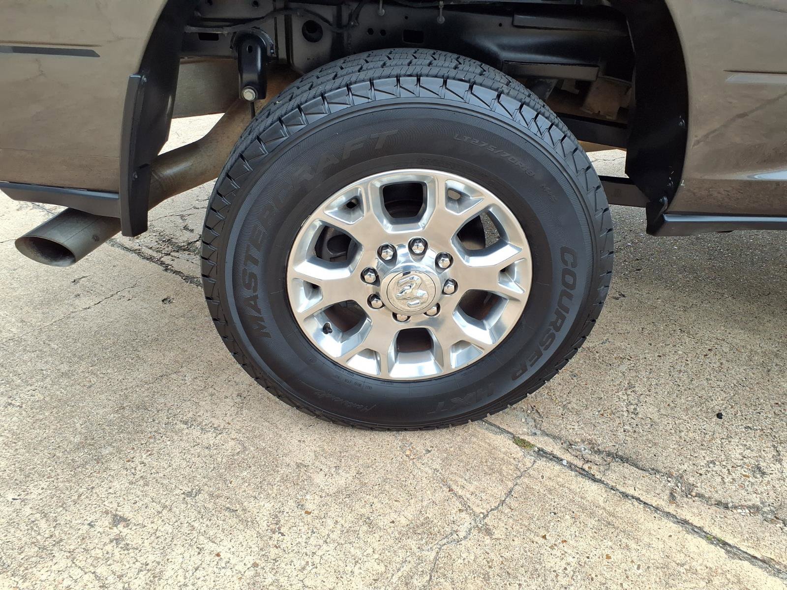Used 2024 RAM 2500 Laramie AWD/4WD image 28