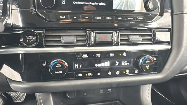 Certified 2025 Nissan Pathfinder SL image 28