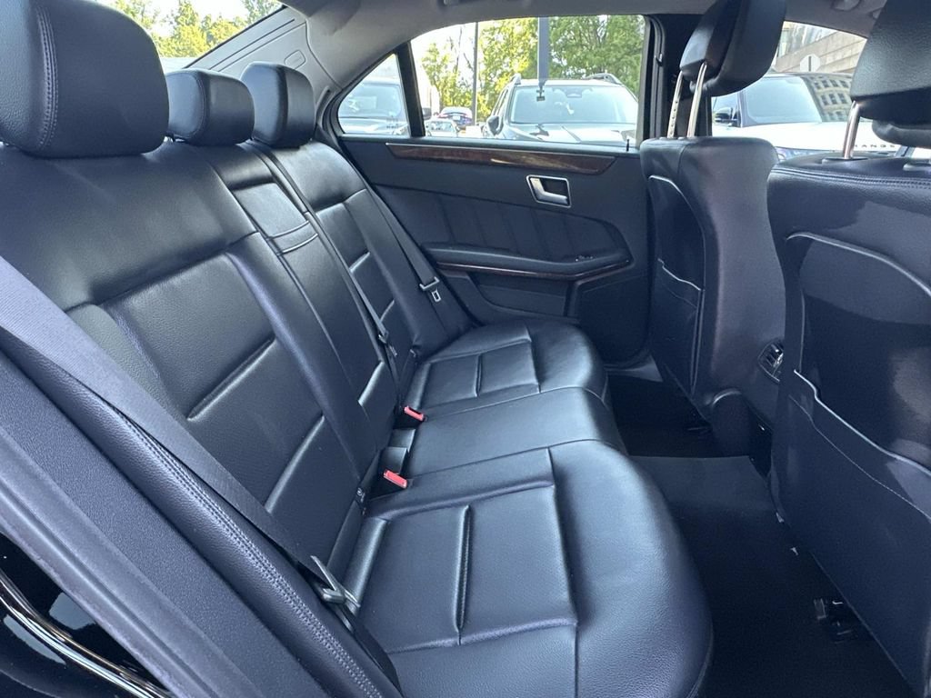 Used 2013 Mercedes-Benz E 350 4MATIC Sedan image 15