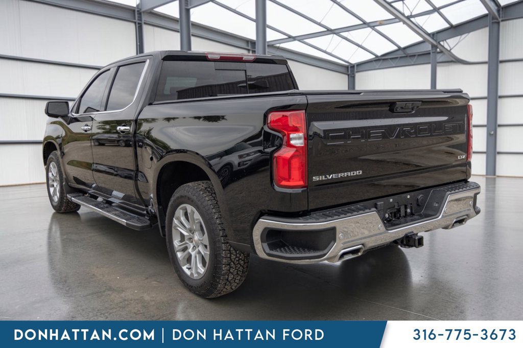 Used 2025 Chevrolet Silverado 1500 LTZ AWD/4WD image 24