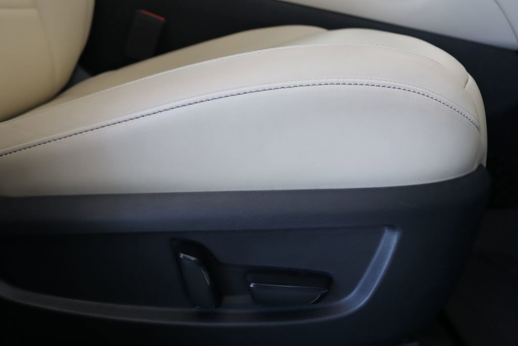 Certified 2020 INFINITI QX50 Luxe w/ Navigation Package image 30