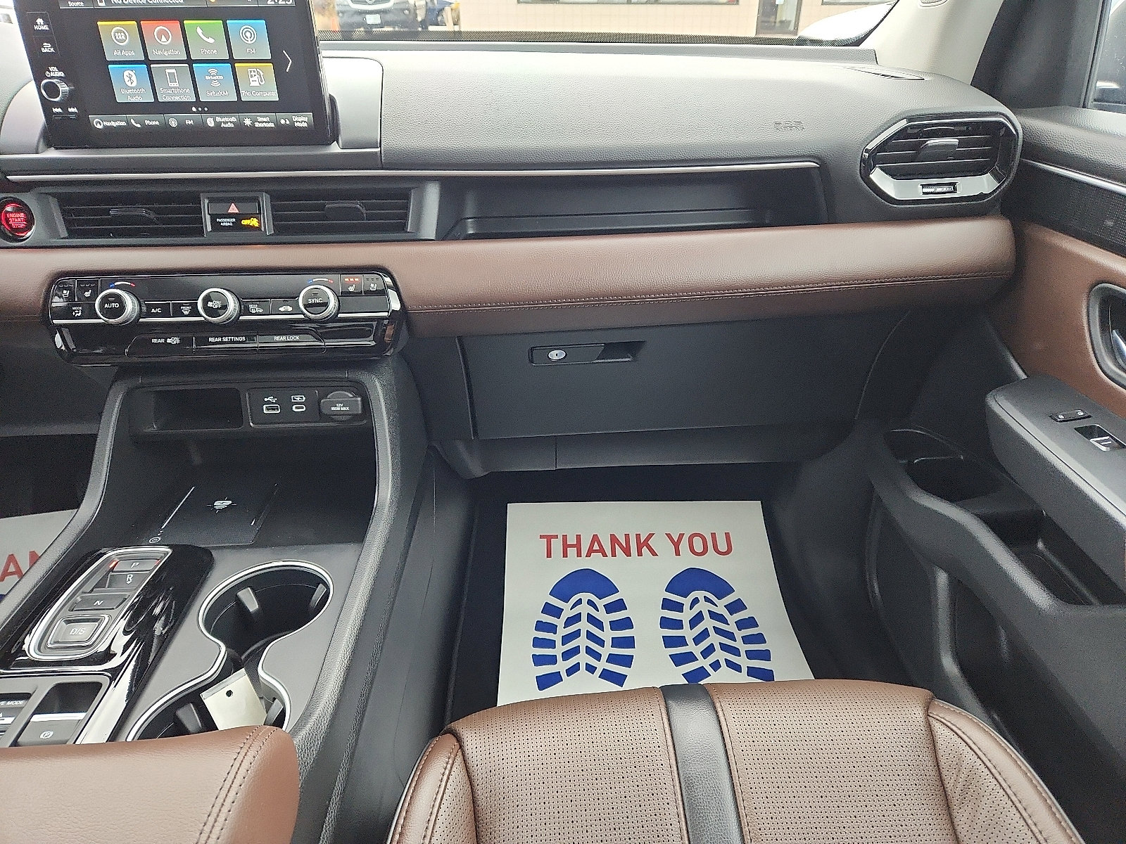 Used 2023 Honda Pilot Elite image 11