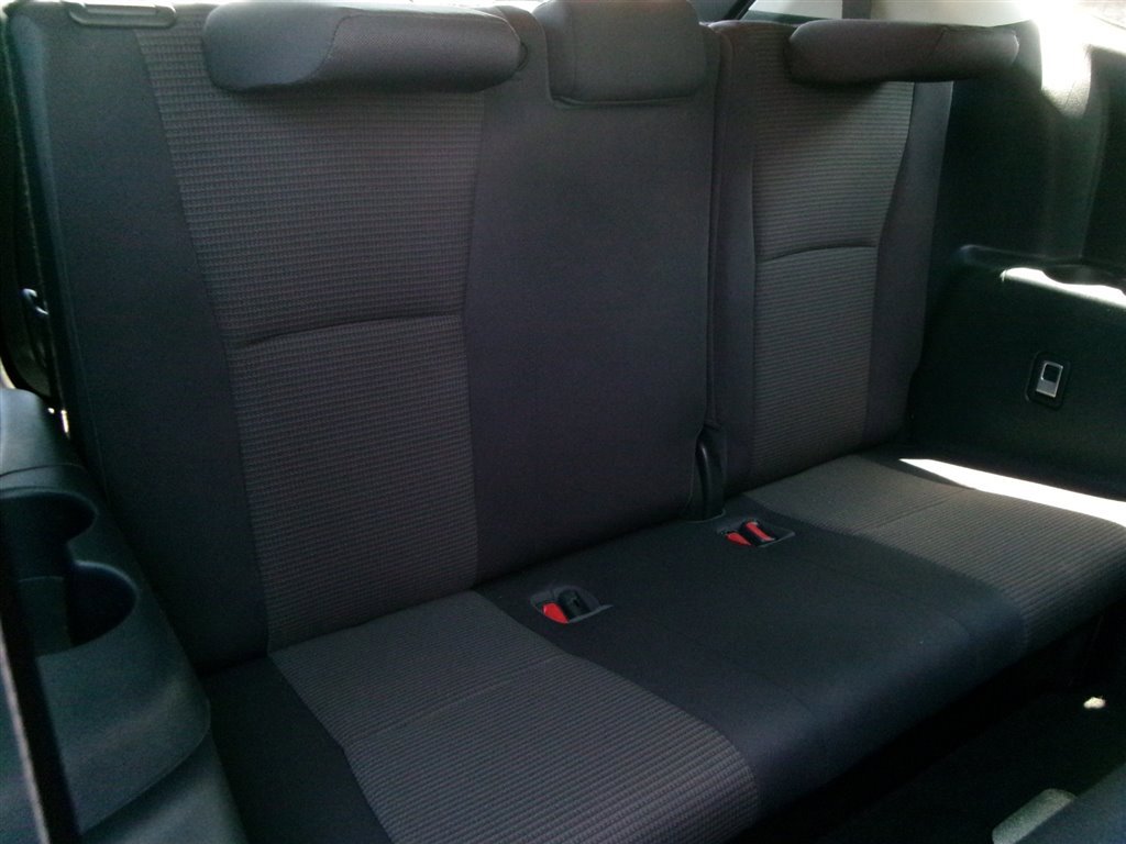 Used 2020 Toyota Highlander L image 11