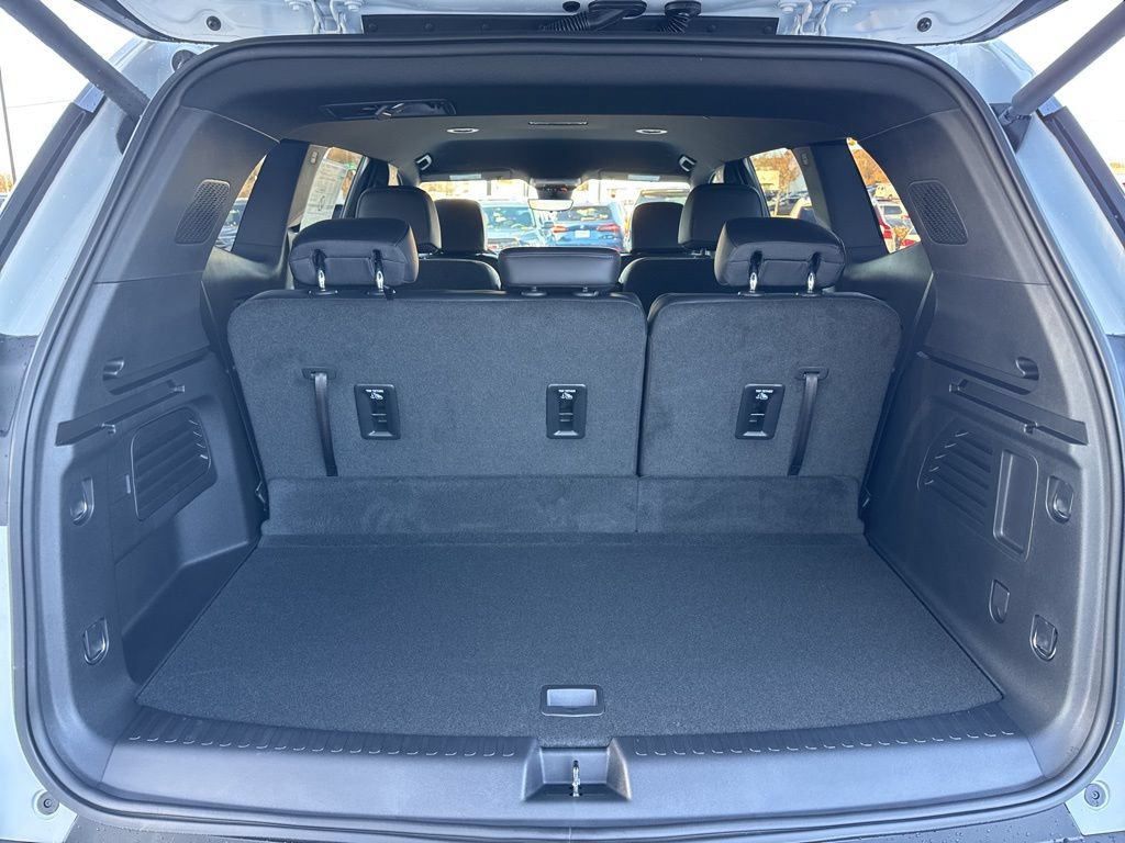 New 2026 GMC Acadia Elevation w/ Black Edition FWD image 33