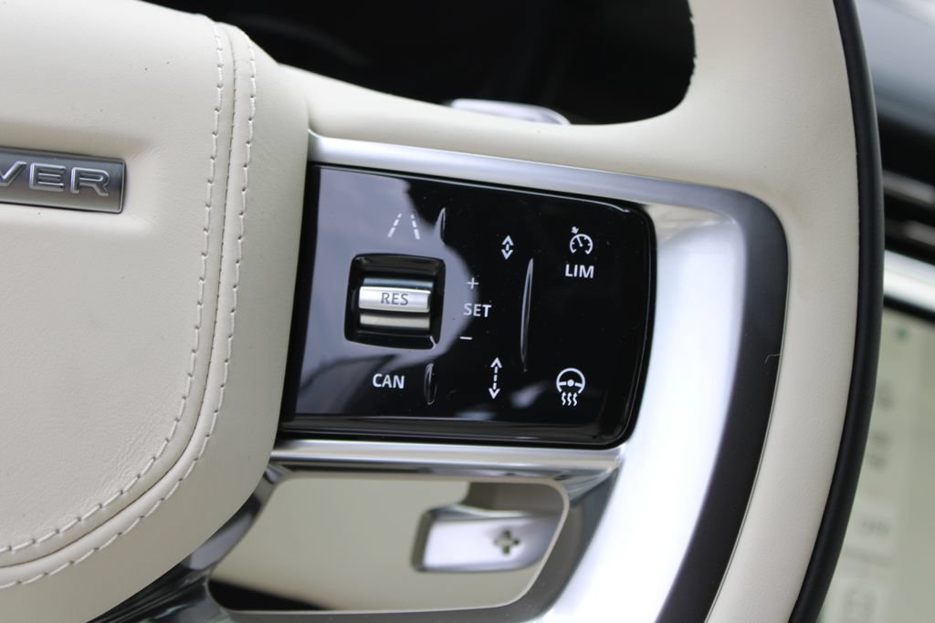 New 2026 Land Rover Range Rover SE AWD/4WD image 13