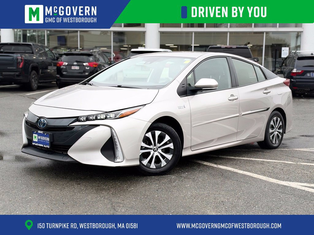 Used 2021 Toyota Prius Prime LE FWD image 1