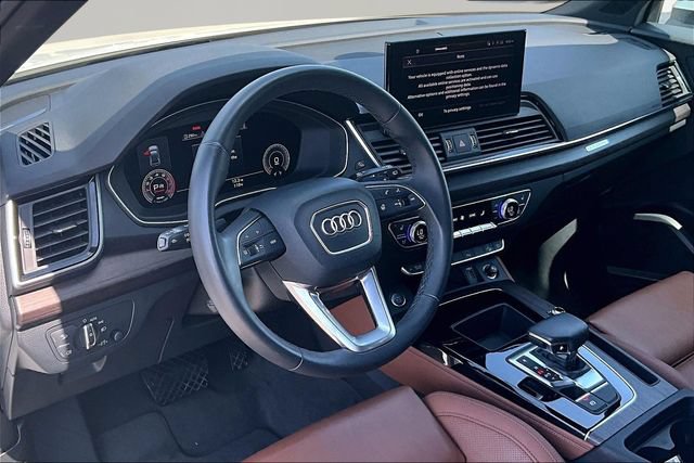 Used 2023 Audi Q5 Premium Plus w/ Premium Plus Package AWD/4WD image 13