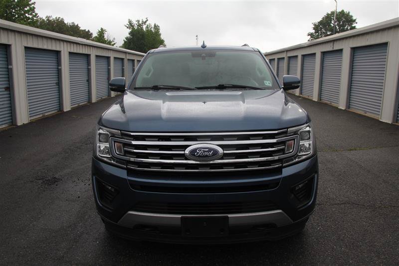 Used 2020 Ford Expedition Max XLT w/ Equipment Group 202A AWD/4WD image 3
