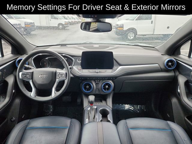 Used 2023 Chevrolet Blazer RS w/ Enhanced Convenience Package image 34