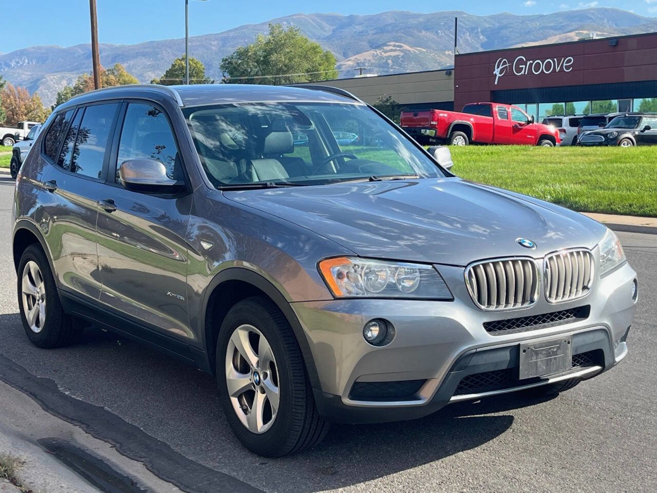 Used 2011 BMW X3 xDrive28i image 6