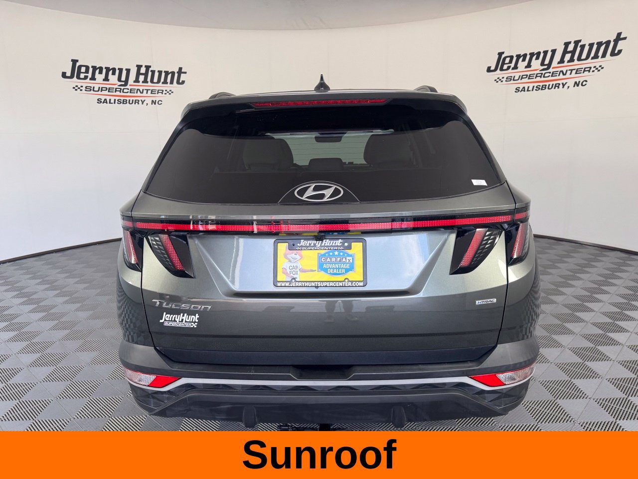 Used 2023 Hyundai Tucson SEL w/ Convenience Package AWD/4WD image 8