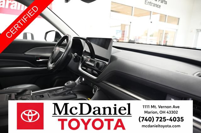 Certified 2025 Toyota Grand Highlander AWD image 15
