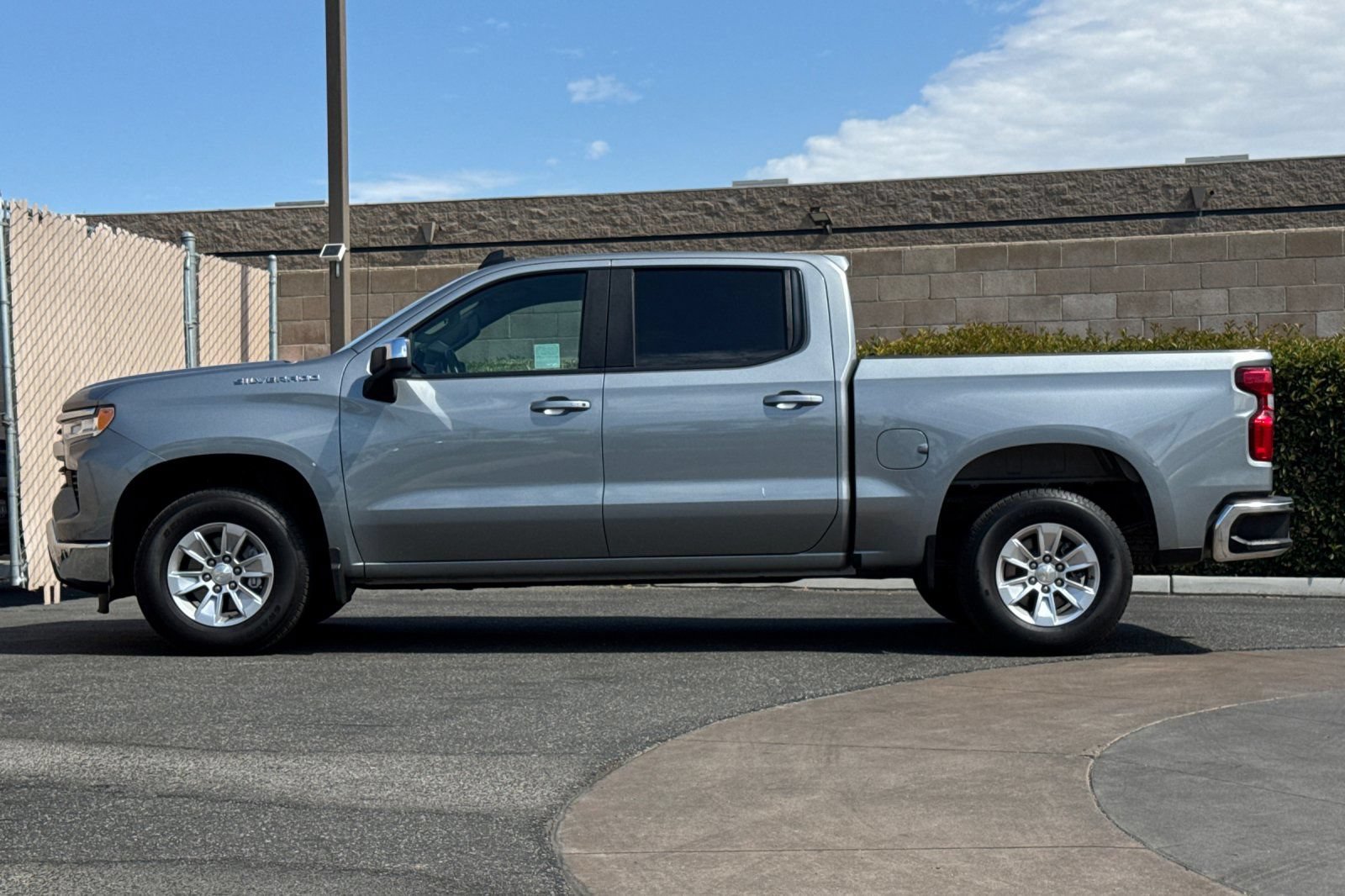 Certified 2023 Chevrolet Silverado 1500 LT RWD image 7