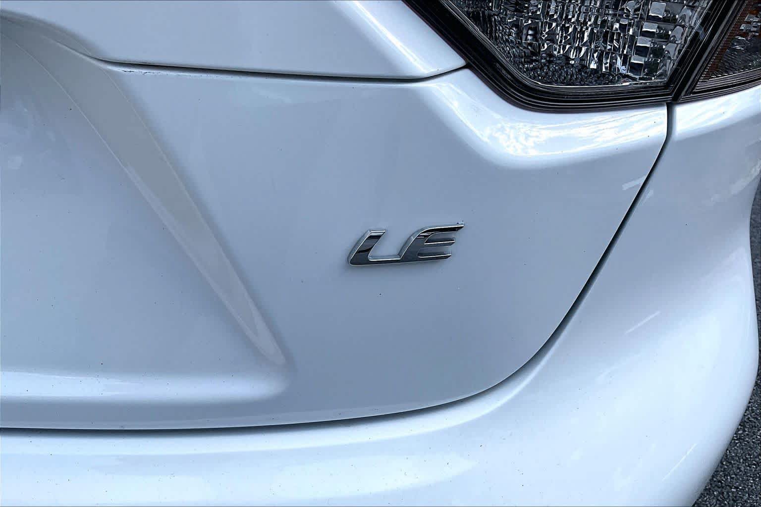 Used 2025 Toyota Corolla LE FWD image 10