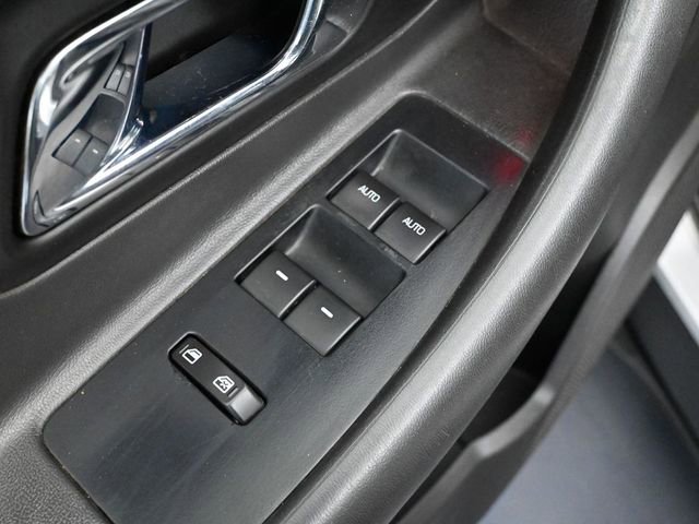 Used 2010 Ford Taurus Limited image 18