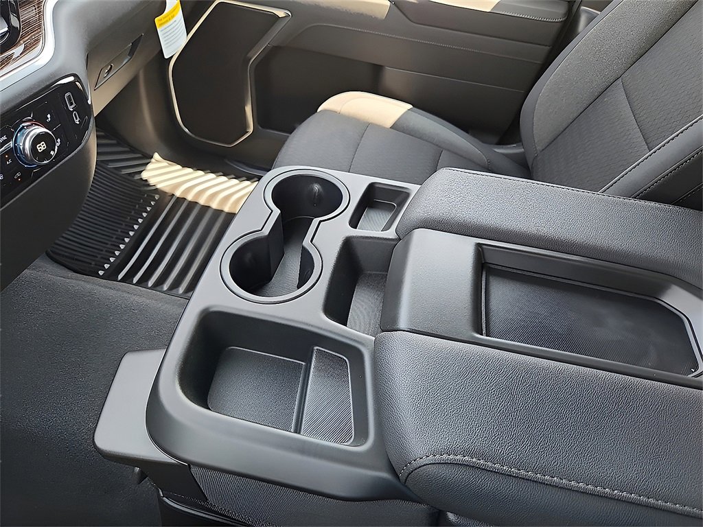 New 2025 GMC Sierra 2500 SLE w/ SLE Value Package; image 20