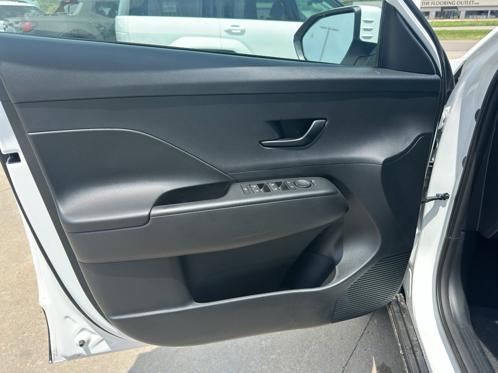 New 2026 Hyundai Kona SE AWD/4WD image 10