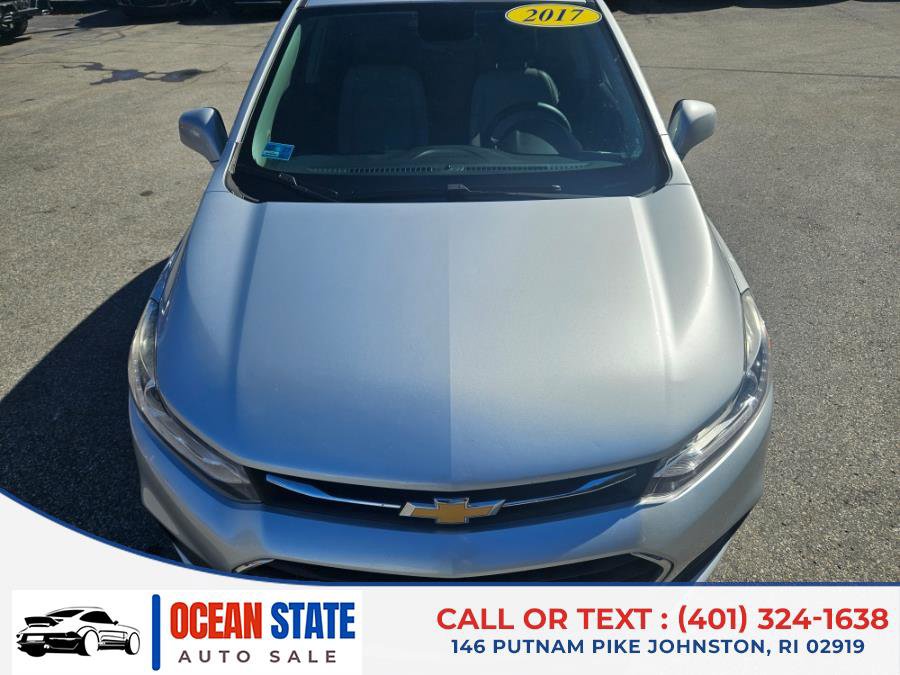 Used 2017 Chevrolet Trax LT w/ LT Convenience Package image 9