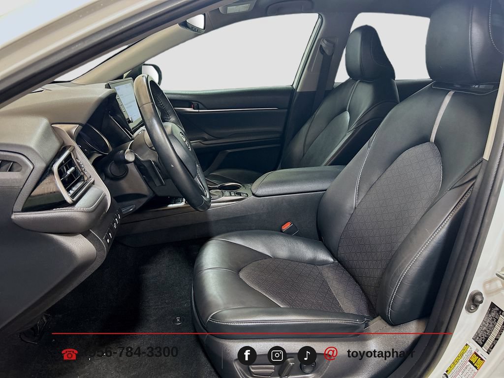 Used 2022 Toyota Camry XSE w/ Cold Weather Package FWD image 18
