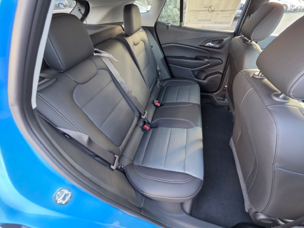 New 2026 Chevrolet Trax LT w/ Driver Confidence Package FWD image 14