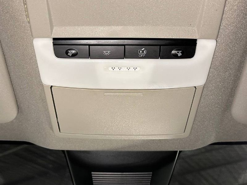 Used 2025 Nissan Sentra SV w/ All-Weather Package image 33