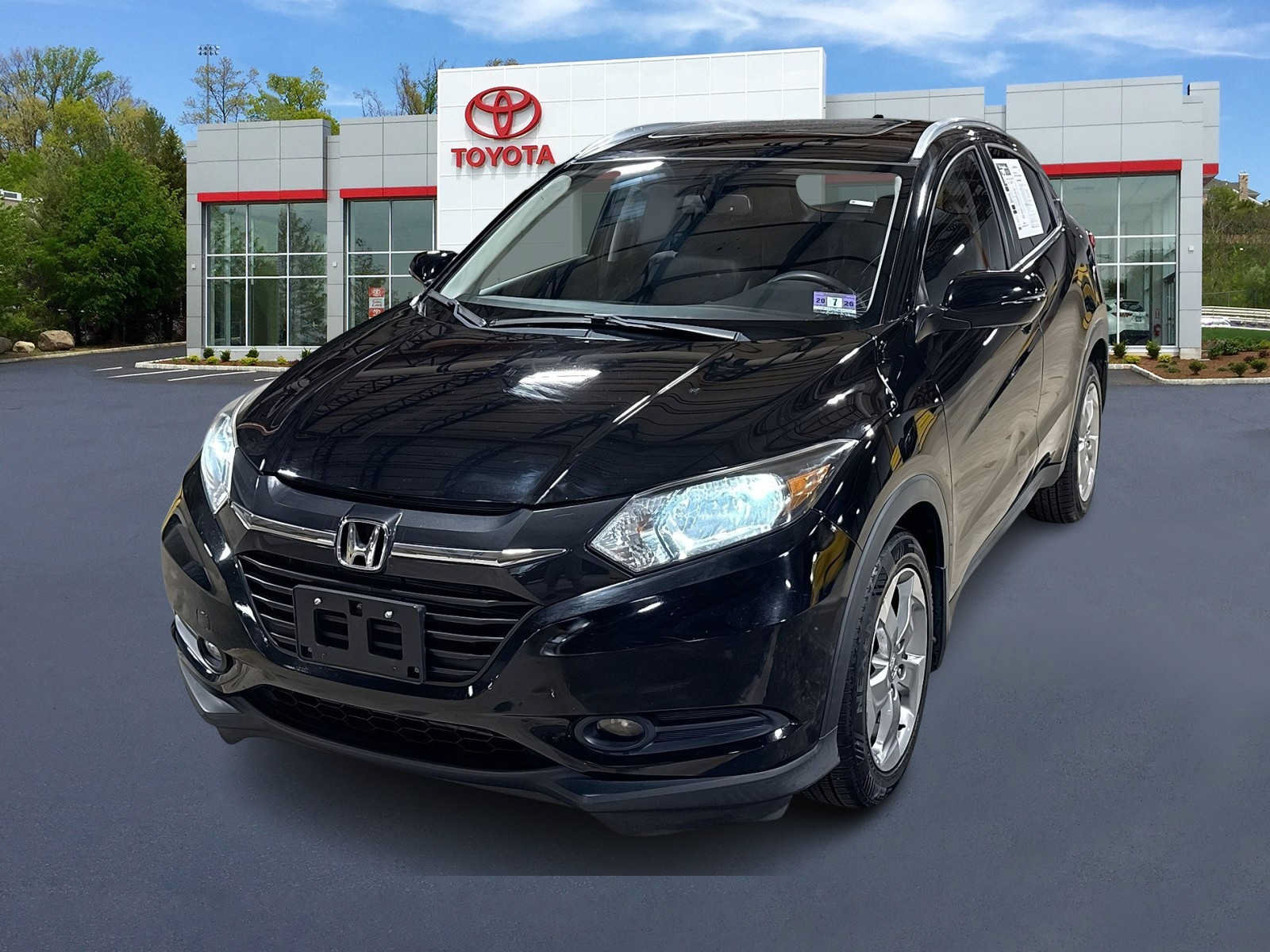 Used 2017 Honda HR-V EX-L image 1