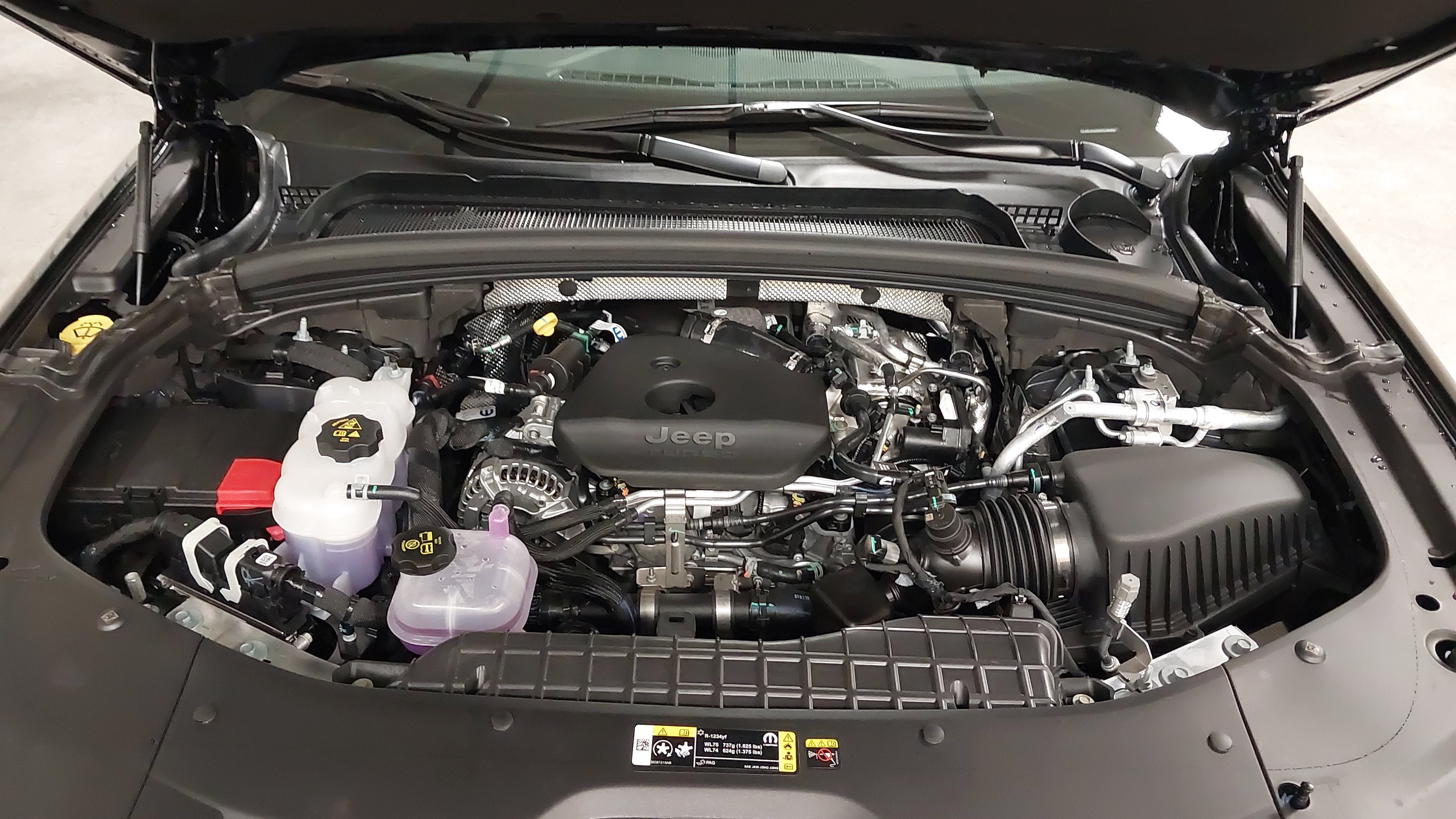 New 2027 Jeep Grand Cherokee Altitude AWD/4WD image 29