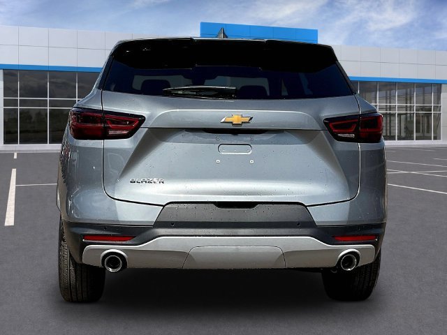 New 2026 Chevrolet Blazer LT FWD image 4