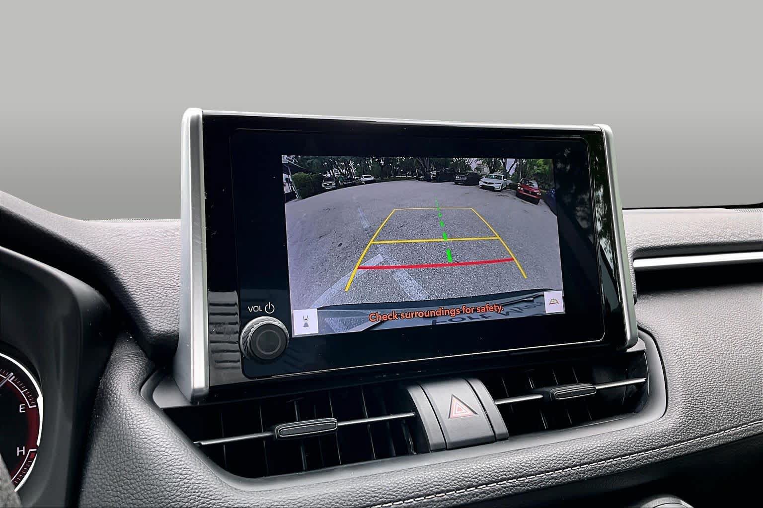 Used 2023 Toyota RAV4 XLE FWD image 42