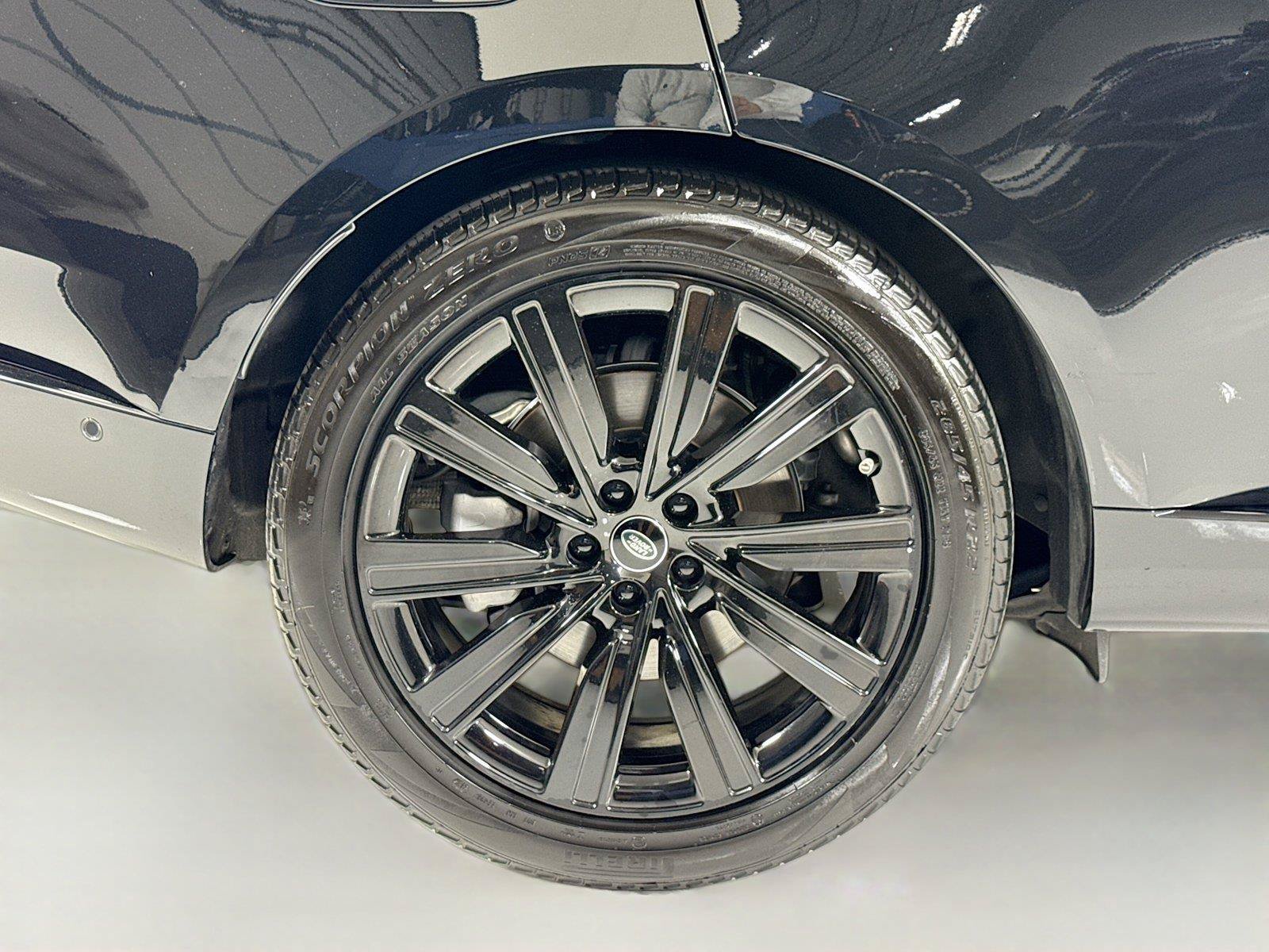 Used 2023 Land Rover Range Rover SE AWD/4WD image 38