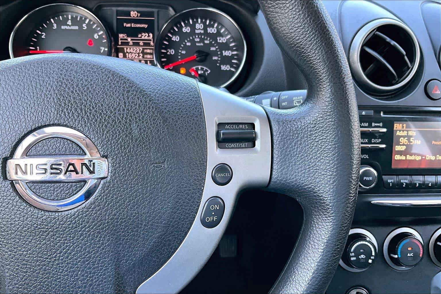 Used 2013 Nissan Rogue SV AWD/4WD image 25