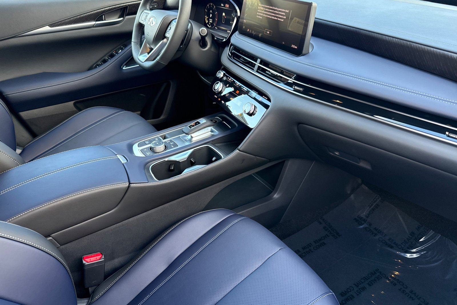 New 2026 INFINITI QX60 Sport w/ Dark Cargo Package image 16