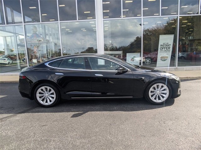 Used 2017 Tesla Model S 60 image 6