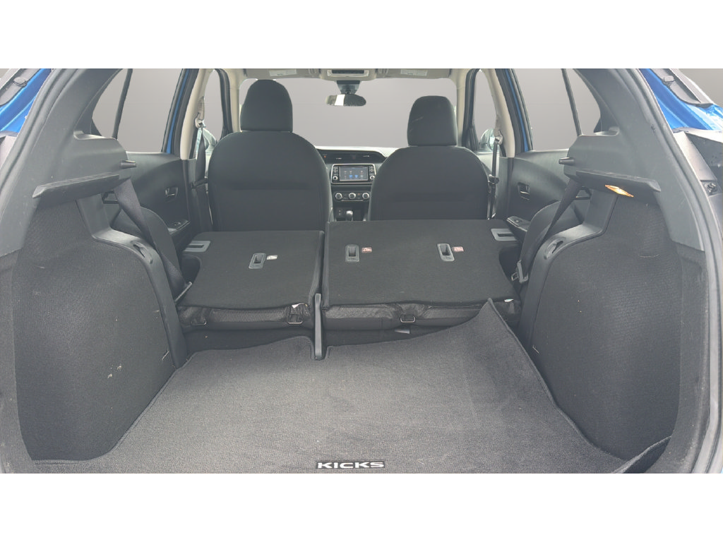 Certified 2025 Nissan Kicks Play S FWD image 9