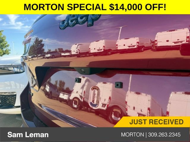 New 2025 Jeep Grand Cherokee L Limited w/ Black Appearance Package image 9