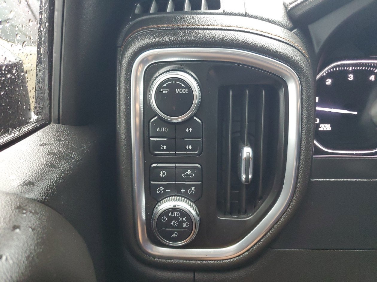 Used 2022 GMC Sierra 3500 AT4 AWD/4WD image 31